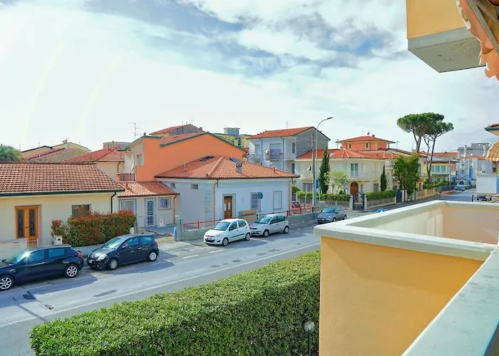 Апартаменты Valentine's Виареджо